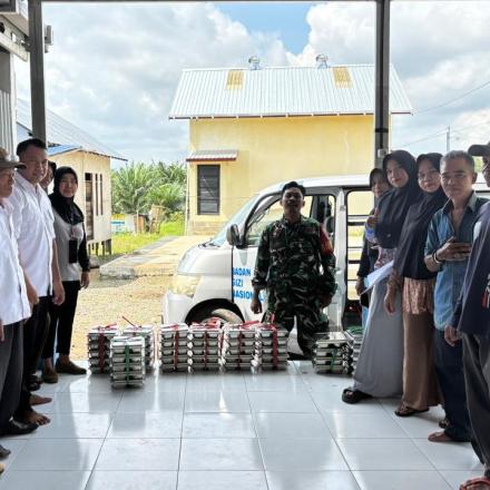 SPPG Salurkan Makanan Bergizi Gratis untuk Balita, Ibu Hamil, dan Ibu menyusui di Desa Tanah Abang